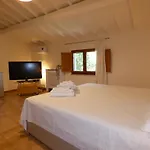 Scappo In Umbria, La Casa Di Giuliana Lugnano in Teverina