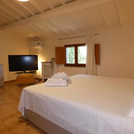 Scappo In Umbria, La Casa Di Giuliana Lugnano in Teverina